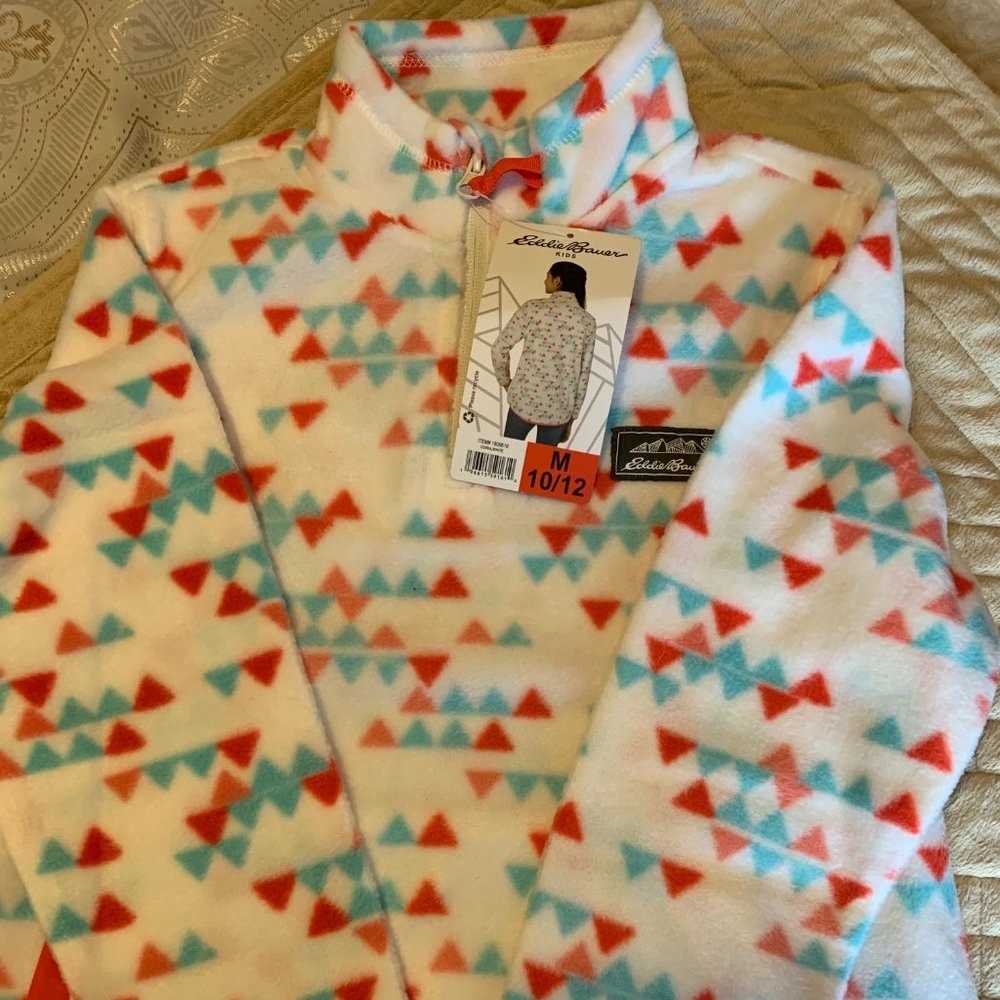 Eddie Bauer. Nwt. Kids.Girls Light Pullover Top. Southwestern Design. M.